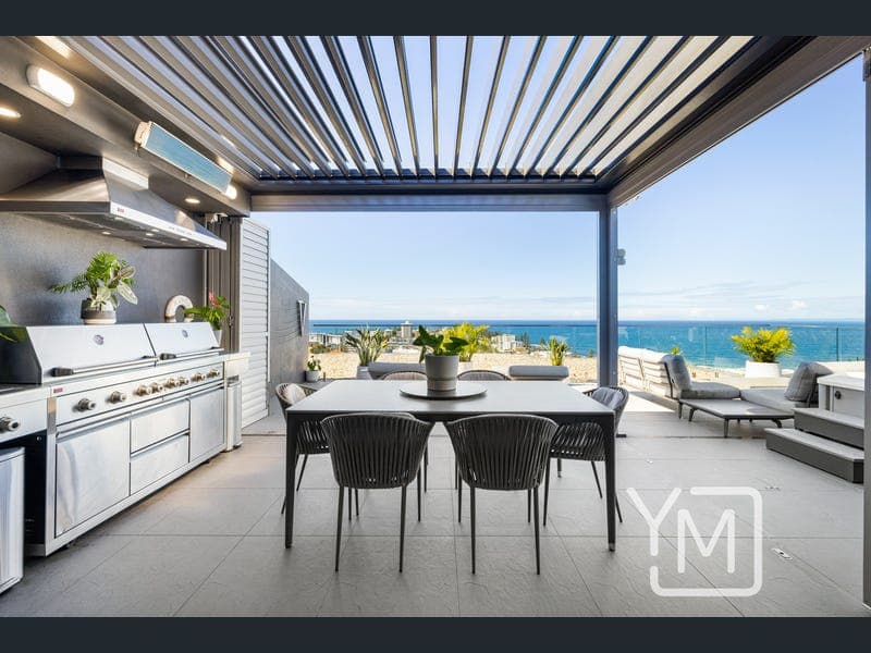 801/31 Maltman Street South, Kings Beach — photo 1 of 5