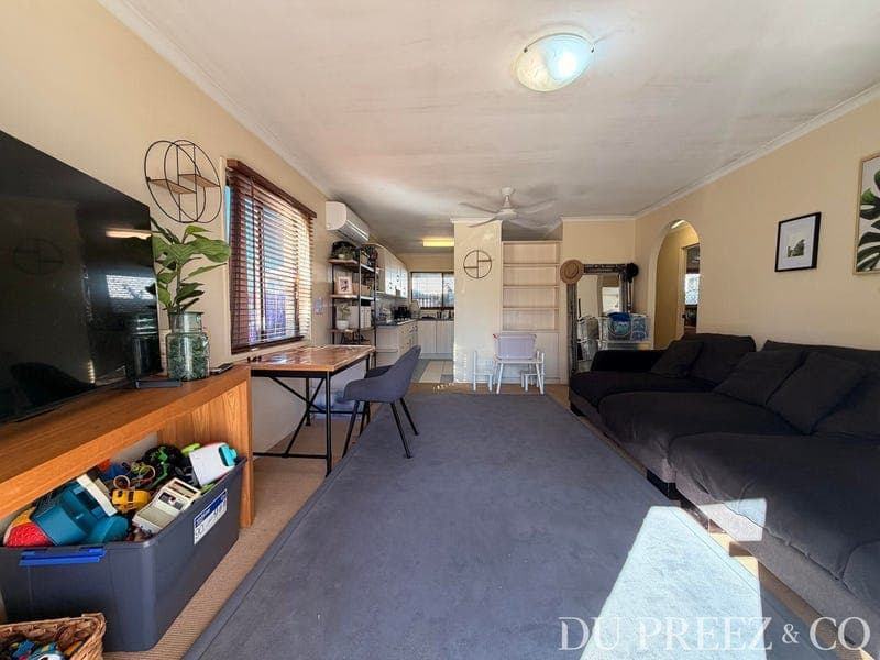2/13 Balyata Street, Warana — photo 1 of 5
