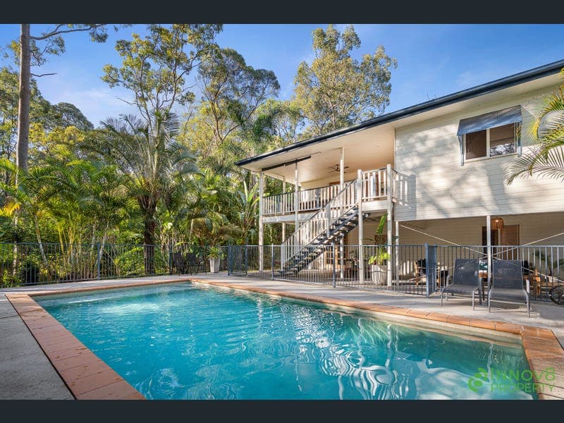 17 Whipbird Court, Cashmere — photo 1 of 5