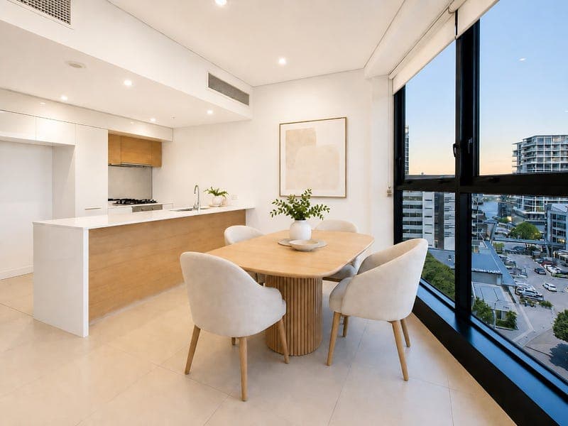 Type D Level 10/37 Finnegan Street, Hamilton — photo 1 of 5