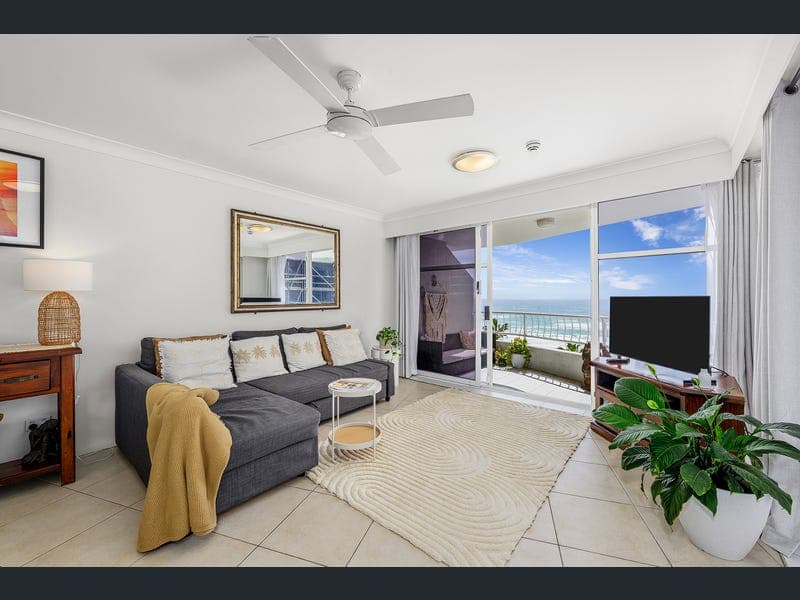 5E/2 Nineteenth Avenue, Palm Beach — photo 1 of 5