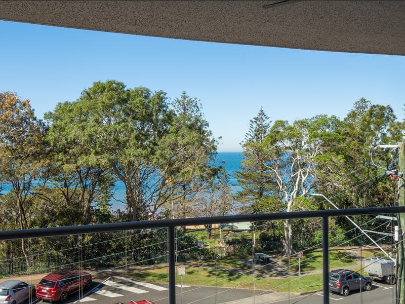 14/41-43 Marine Parade, Redcliffe — photo 1 of 5