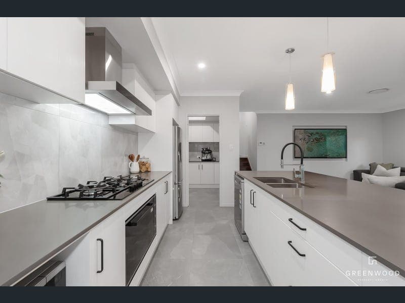 26 Stonecurlew Street, Upper Coomera — photo 1 of 5