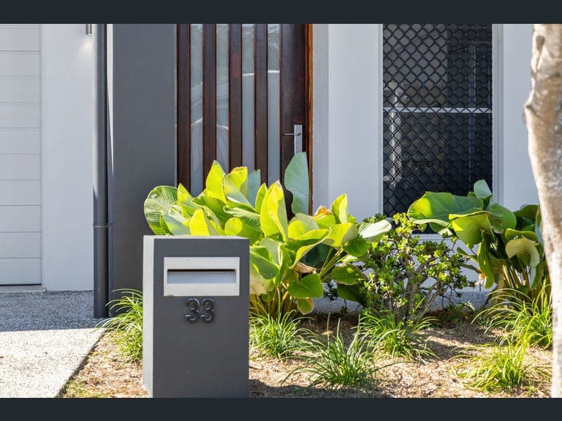 33 Ficus Drive, Palmview — photo 1 of 5