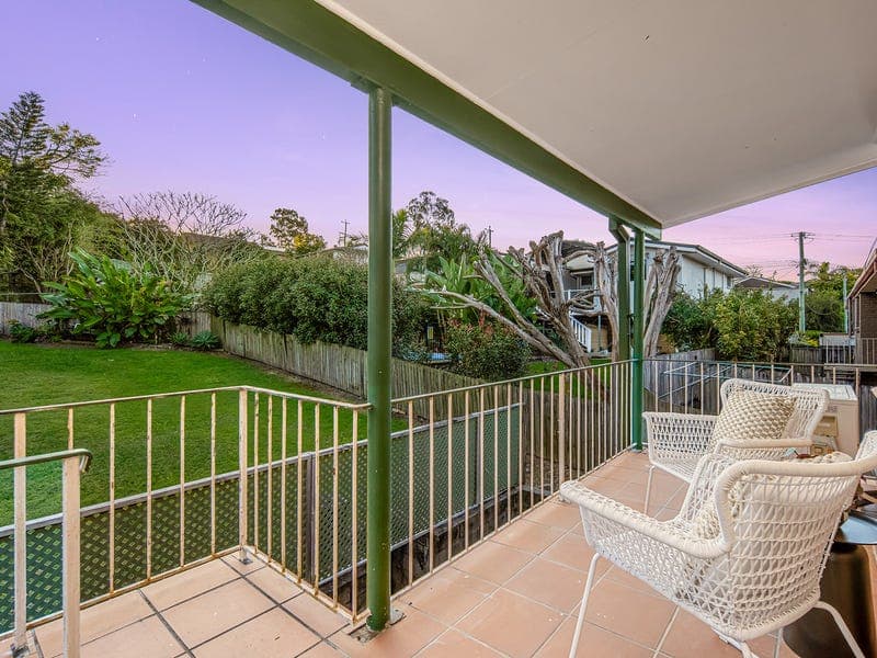 30 Umina Street, Jindalee — photo 1 of 5