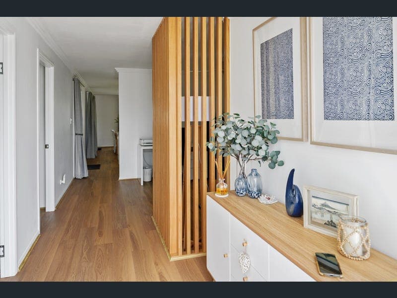14 Rokeby Court, Branyan — photo 1 of 5