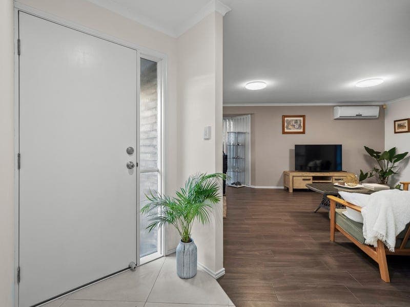 8 Mango Street, Runcorn — photo 1 of 5