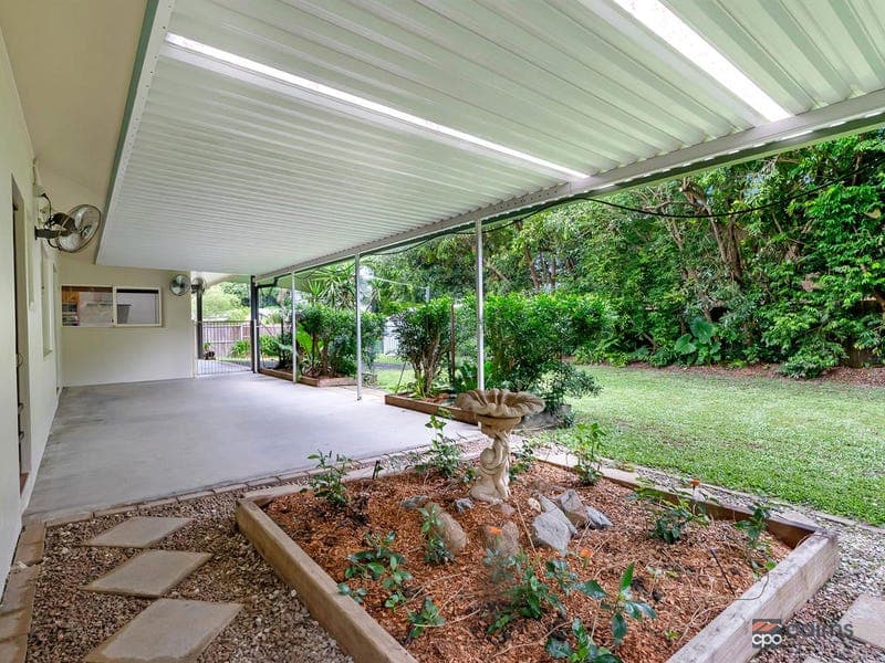1 Meteor Street, Mount Sheridan — photo 1 of 5