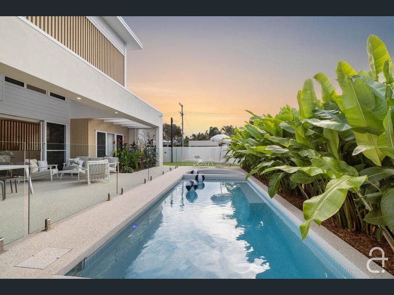 20 Narambi Street, Warana — photo 1 of 5