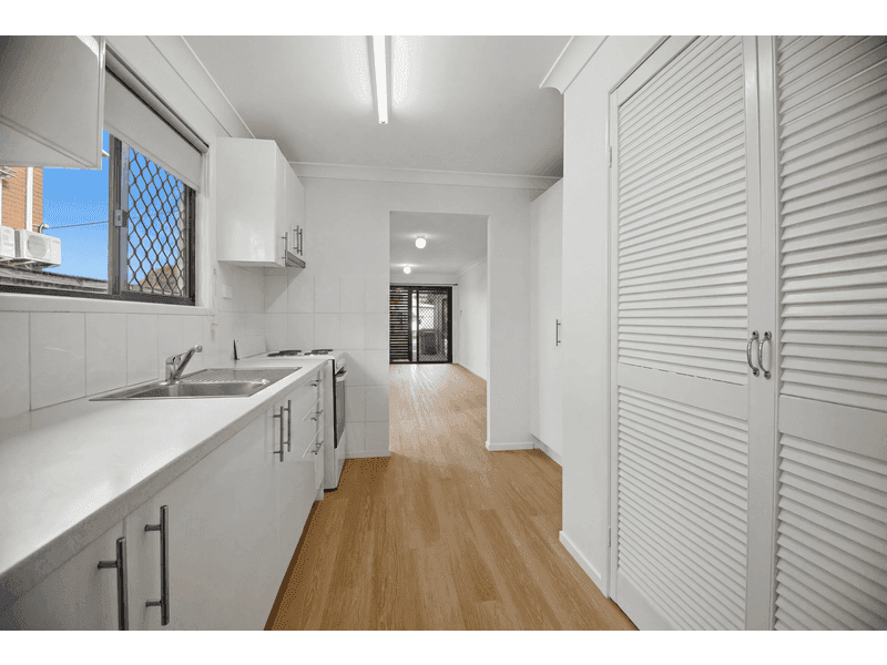 45 Beaufort Place, Deception Bay — photo 1 of 5