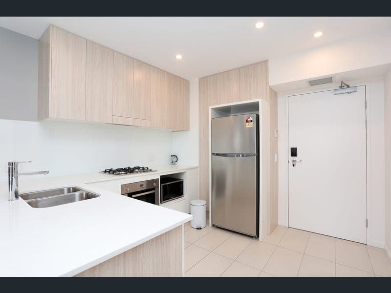 1007/35 Hercules St, Hamilton — photo 1 of 5