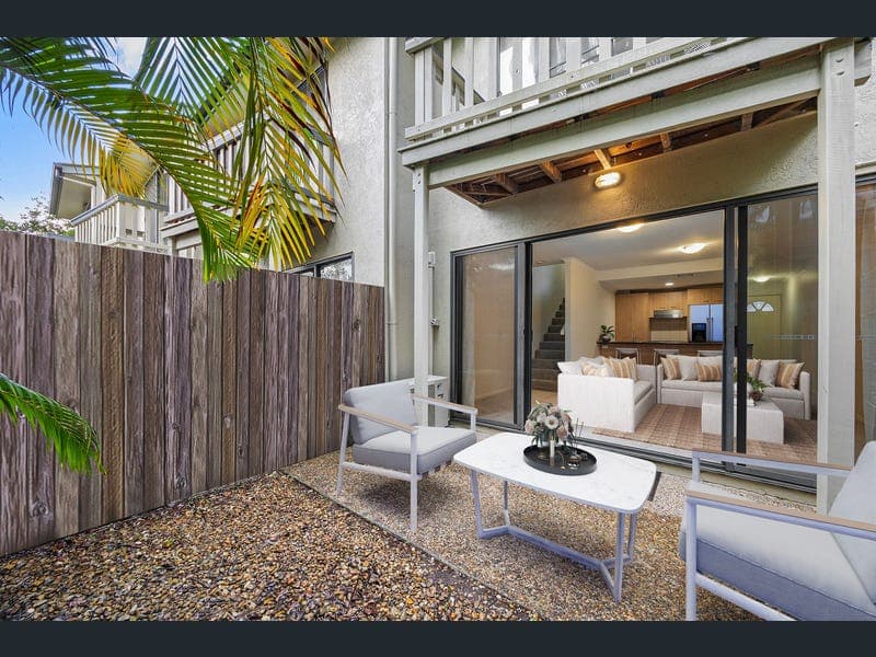 5/21 Low Street, Yandina — photo 1 of 5