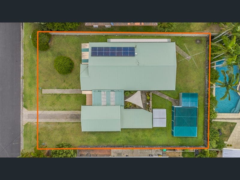 4 Glenlea Drive, Maroochydore — photo 1 of 5