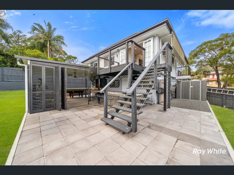22 Jacqueline Avenue, Springwood — photo 1 of 5