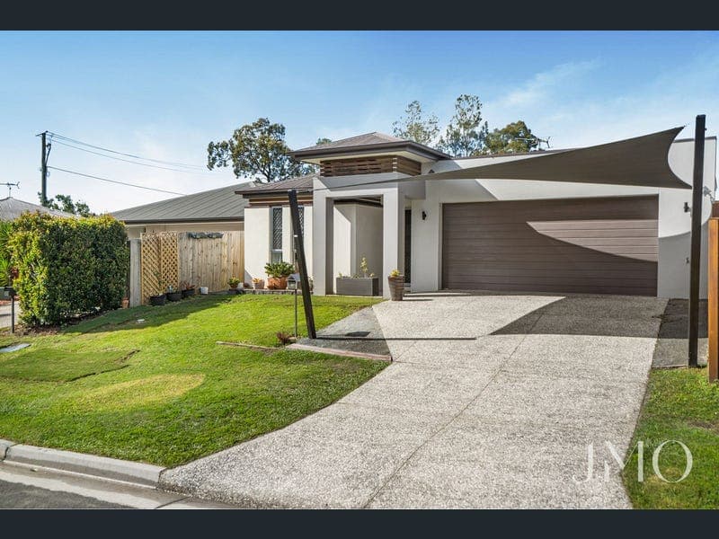 127 Brookside Circuit, Ormeau — photo 1 of 5
