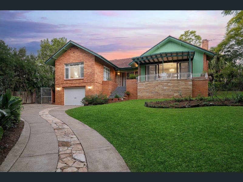 253 Lambert Road, Indooroopilly — photo 1 of 5