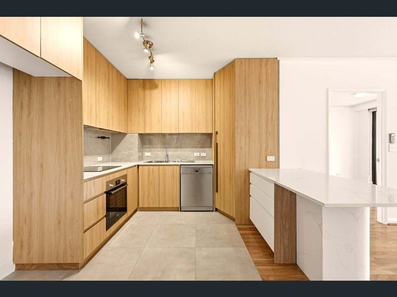 2409/9 Sylvan Road, Toowong — photo 1 of 5