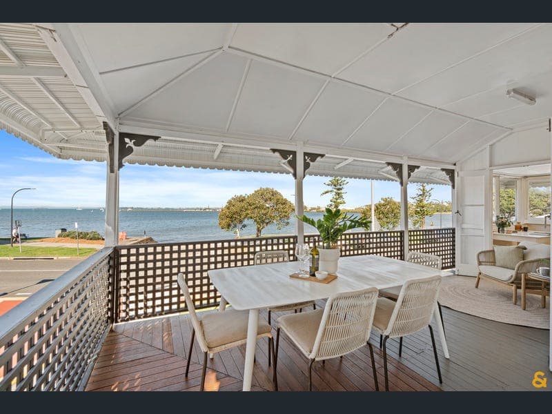 349 Upper Esplanade, Manly — photo 1 of 5