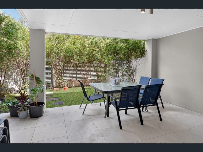 14 Florabella Drive, Robina — photo 1 of 5
