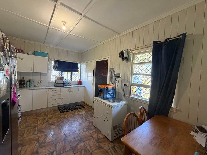 67 Scott Street, Wondai — photo 1 of 5