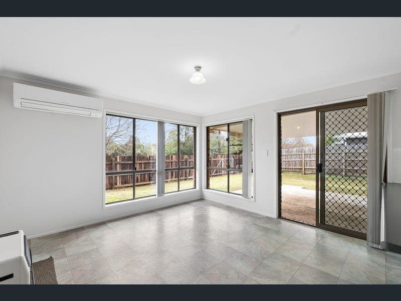23 Satinwood Court, Glenvale — photo 1 of 5