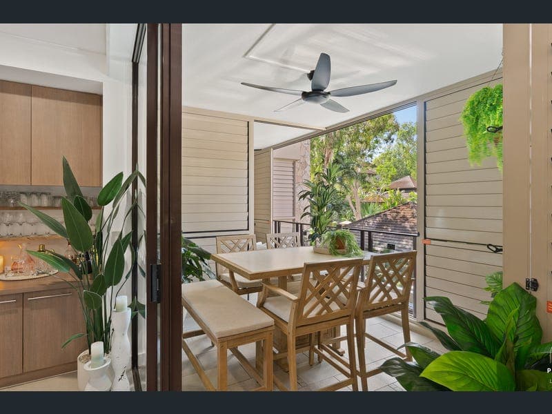224-225/5 Triton Street, Palm Cove — photo 1 of 5