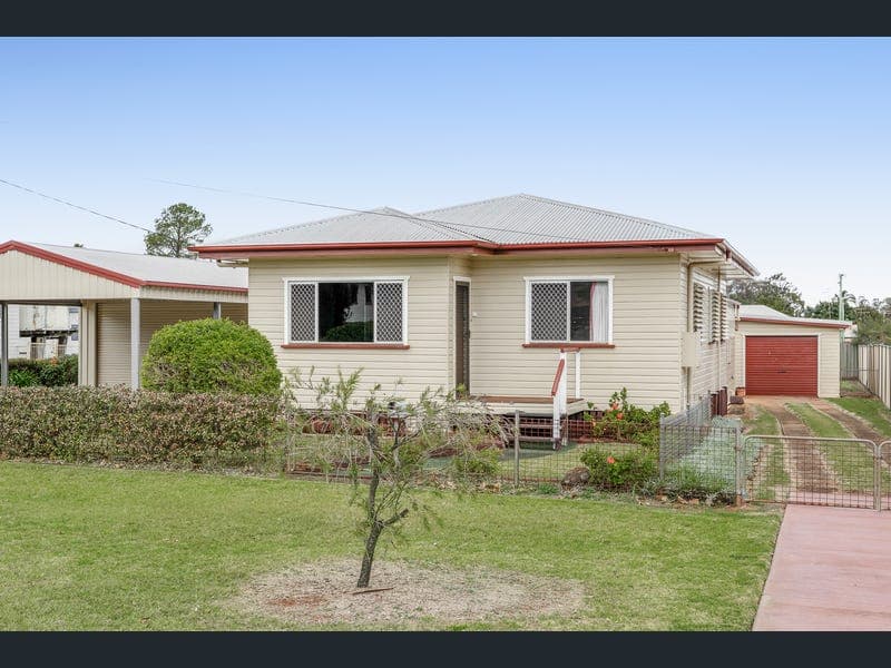 24 Phyllis Street, Harristown — photo 1 of 5