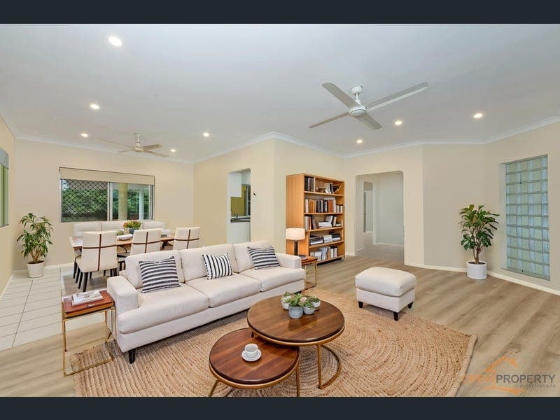 80 Gibraltar Road, Rangewood — photo 1 of 5