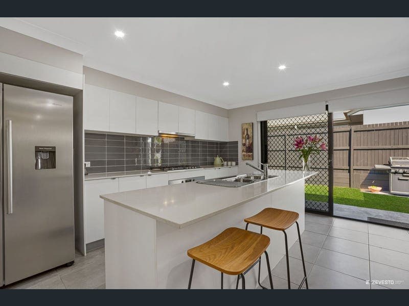 59 Swansea Circuit, Redland Bay — photo 1 of 5