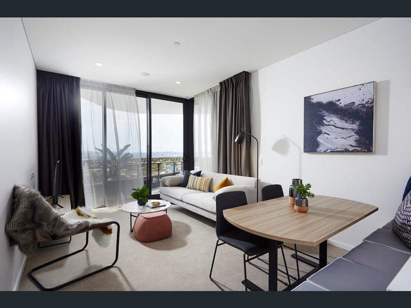 905/62 Logan Road, Woolloongabba — photo 1 of 5