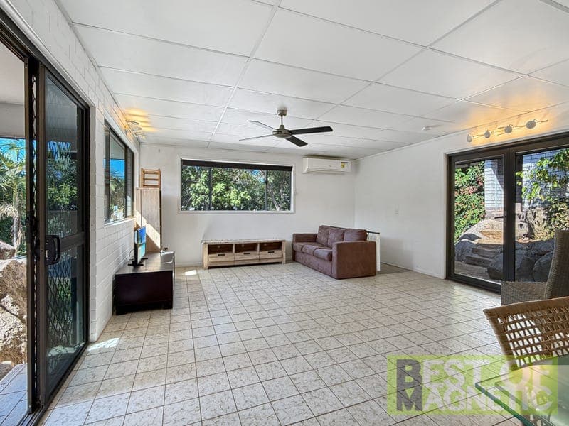 2 Opalia Court, Nelly Bay — photo 1 of 5