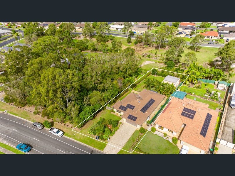 28 Ridgegarden Drive, Morayfield — photo 1 of 5