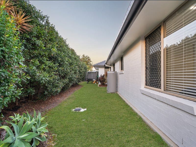 42 Gannet Circuit, North Lakes — photo 1 of 5