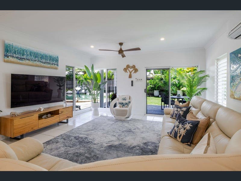 61 Reef Street, Port Douglas — photo 1 of 5
