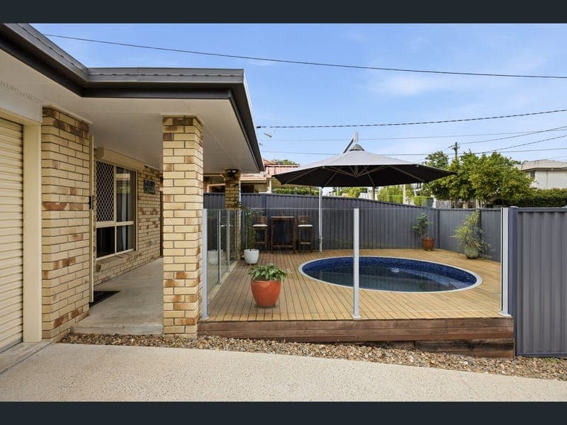85 Southwick Street, Wynnum — photo 1 of 5