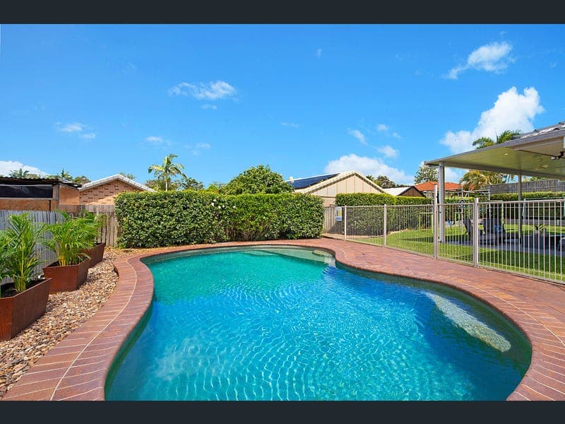6 Viscosa Court, Cornubia — photo 1 of 5