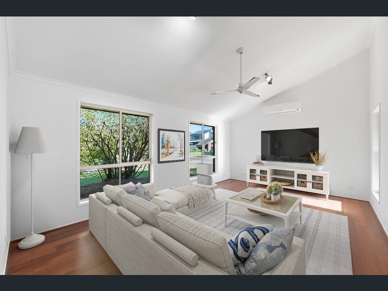 2 Midmar Court, Keperra — photo 1 of 5