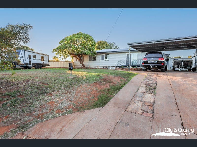 2 O'Shea Court, Mount Isa — photo 1 of 5