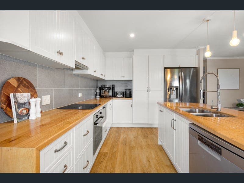 23 Savannah Court, Bli Bli — photo 1 of 5