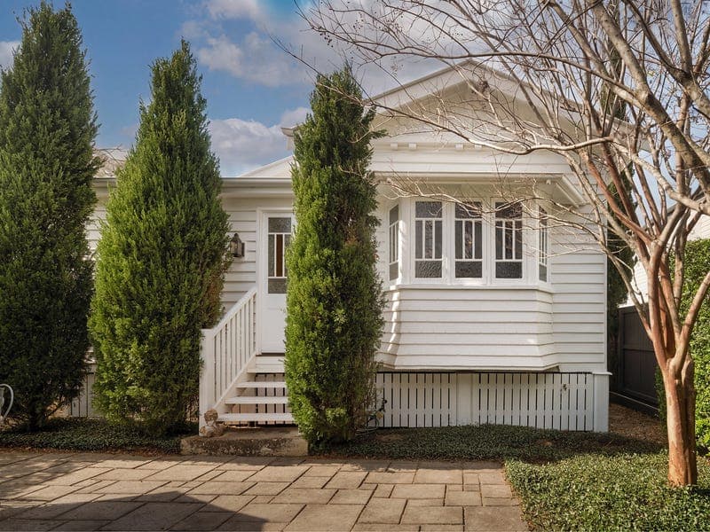 7 Long Street, Hendra — photo 1 of 5