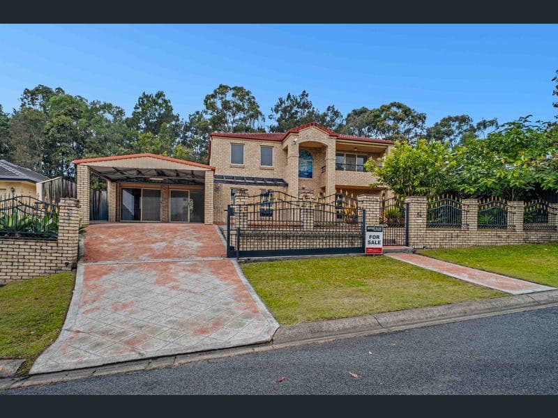 34 Dellwood Circuit, Molendinar — photo 1 of 5