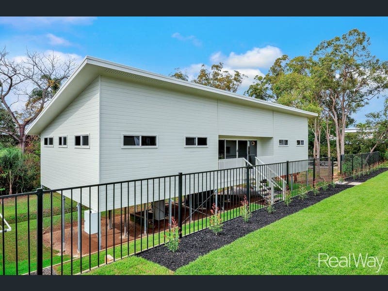 30 Dunkirk Street, Svensson Heights — photo 1 of 5
