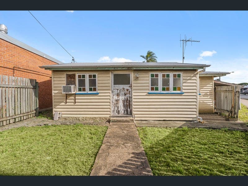 36 Gympie Road, Tinana — photo 1 of 5