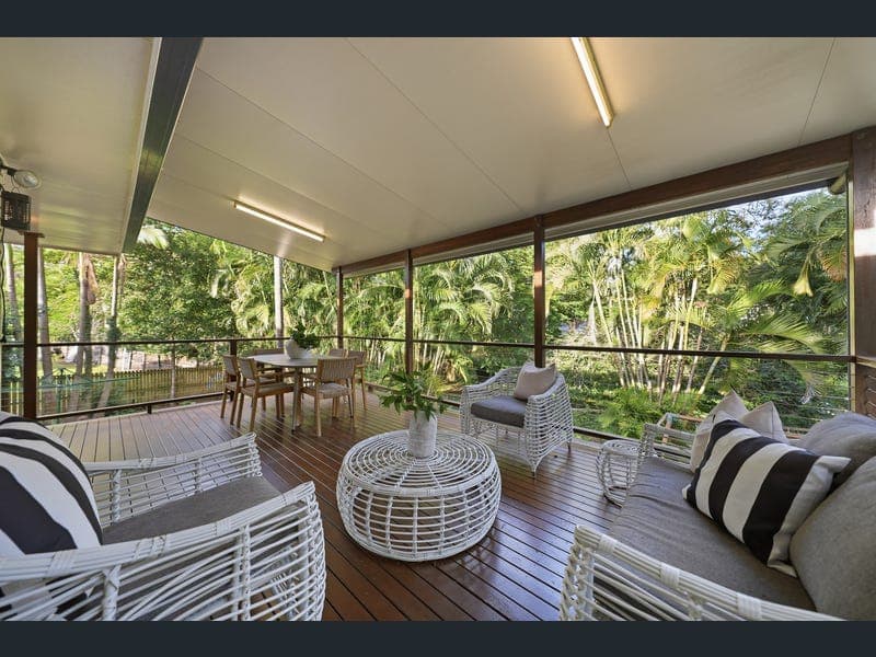 17 Burdon Street, Keperra — photo 1 of 5