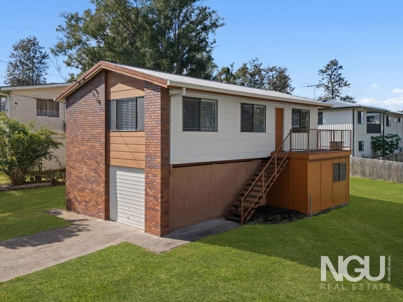38 Tessman Street, Riverview — photo 1 of 5