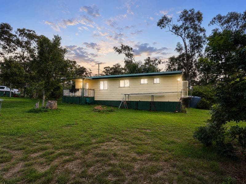 3 Amy Drive, Laidley Heights — photo 1 of 5