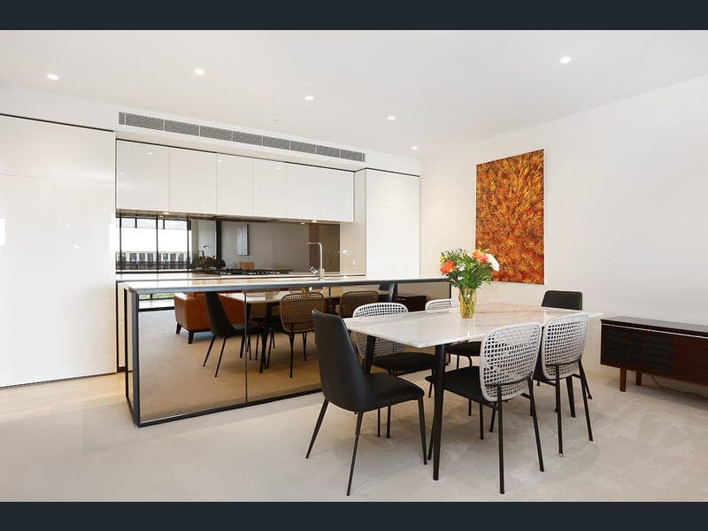 1 The Concourse, Benowa — photo 1 of 5
