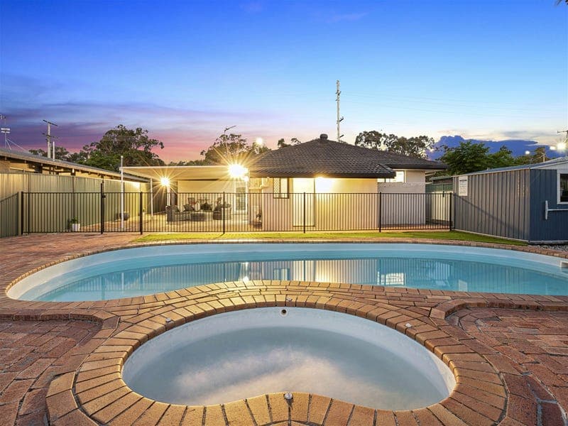 224 Oxley Drive, Coombabah — photo 1 of 5