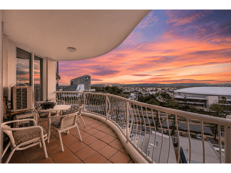 1911/24 Queensland Ave, Broadbeach — photo 1 of 5