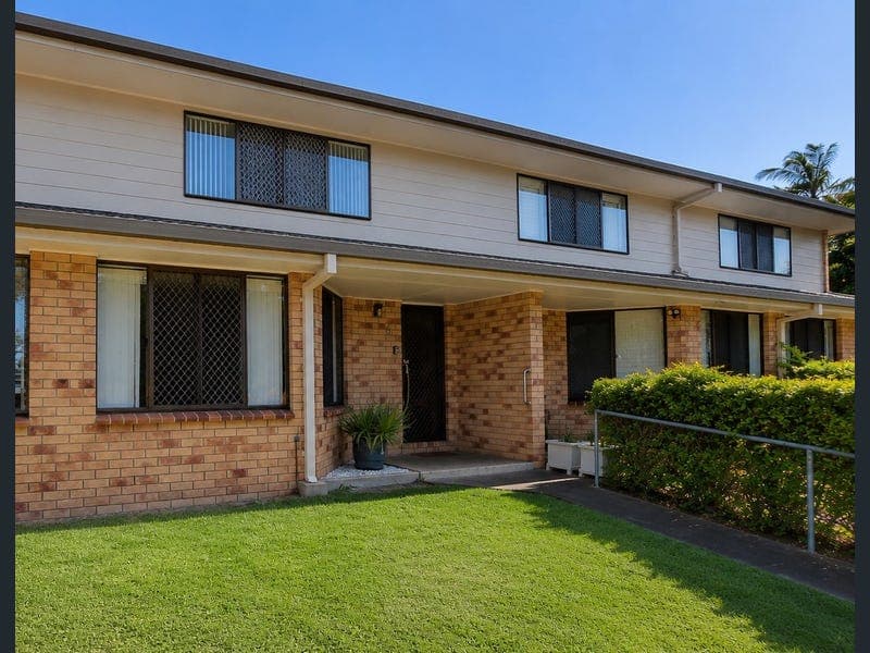 6/1 Armstrong Street, Petrie — photo 1 of 5